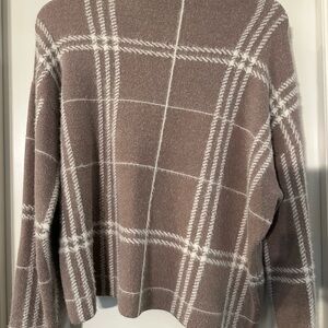 Tahari Plaid Crew Neck Sweater in Taupe and White